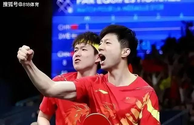 开运-有前途!王楚钦看到马龙比赛暂停没水喝,马上跑去给龙队拿了一瓶水