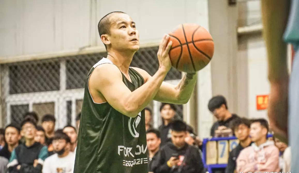 CBA本土球员交易窗口开启,曹芳非自由球员,自由球员名单更新