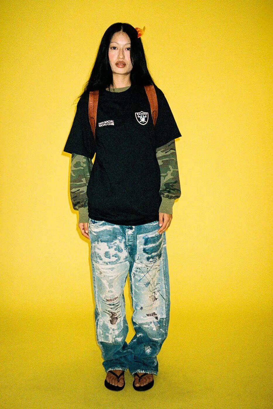 开云网址-涵盖 32 支 NFL 球队！Anti Social Social Club x NFL 官方联名登场