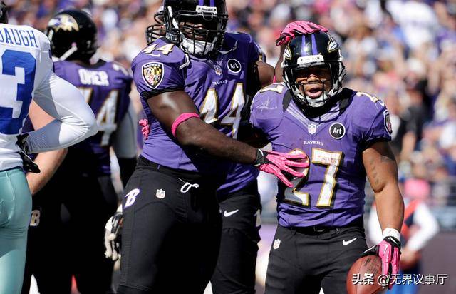 开云-巴尔的摩乌鸦队赛季遇困：伤病潮致攻防瘫痪，球迷两难想弃坑