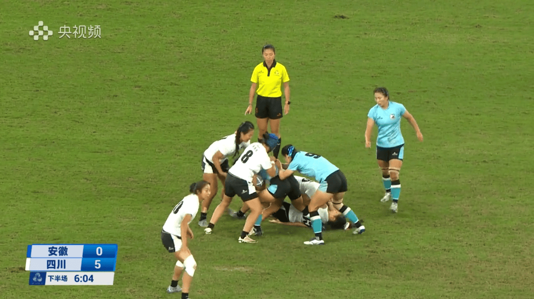 开云新闻-创造历史！眉山這(zhè)群中(zhōng)學(xué)生代表四(sì)川，首獲(huò)全运会女子七人制橄榄球铜牌(pái)