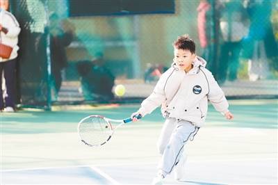 开运-惠济區(qū)中小學(xué)生网球(qiú)比賽(sài)开拍