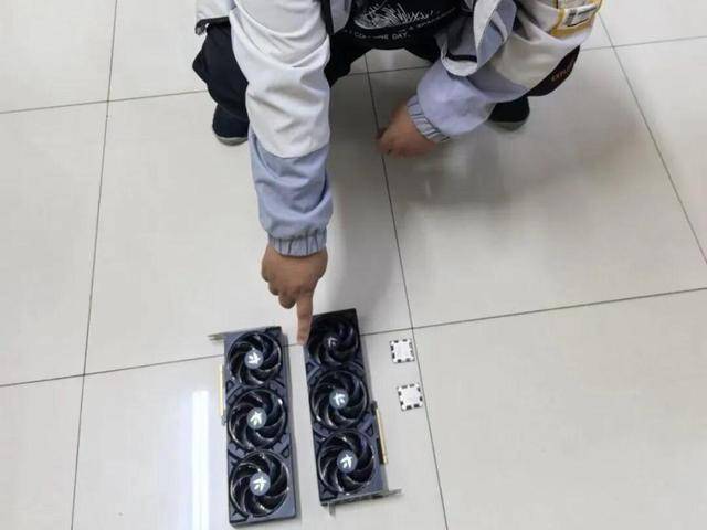 男子偷12万电竞酒店配件被刑拘，警方披露细节