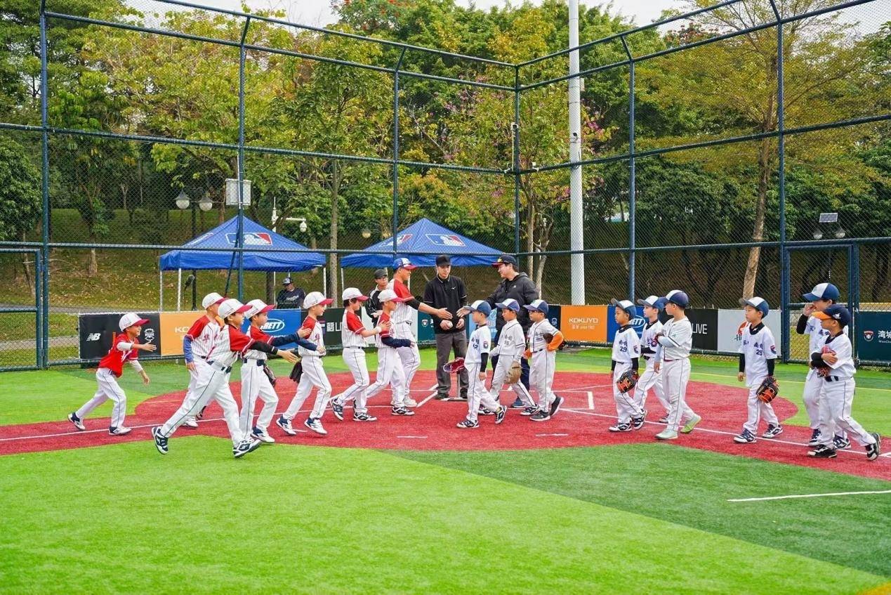趣运动、乐无限丨第三届“湾城杯”全国青少年棒球经典赛在华富开赛